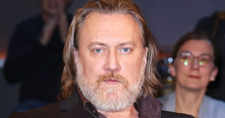 nicholas ofczarek krankheit